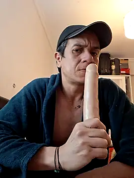 Tulio maravilha12 online show from February 2026 06:41:01 PM