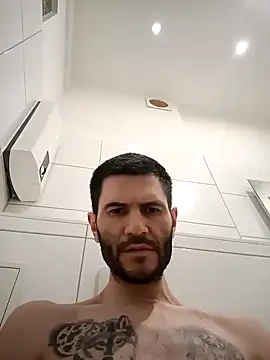 Gigolo4040 online show from January 2025 07:42:01 PM