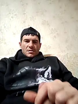 Gigolo4040 online show from February 2025 05:15:01 PM