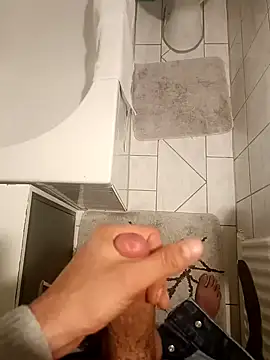 Gigolo4040 online show from March 2025 11:45:01 PM