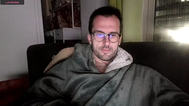 Snapshot of byakkotorra chatting on March 2025 07:39:01 PM byakkotorra online show from March 2025 07:39:01 PM