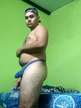 travieso2893 online show from December 2025 05:23:02 AM