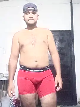 Snapshot of travieso2893 chatting on June 2026 02:45:02 AM travieso2893 online show from June 2026 02:45:02 AM
