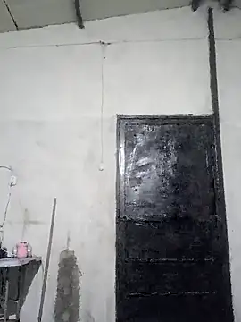 travieso2893 online show from April 2026 01:40:02 AM