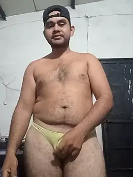 travieso2893 online show from November 2025 03:39:02 AM