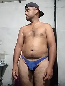 travieso2893 online show from March 2026 03:33:01 AM