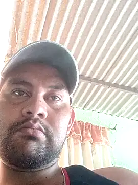 travieso2893 online show from April 2026 04:41:01 PM