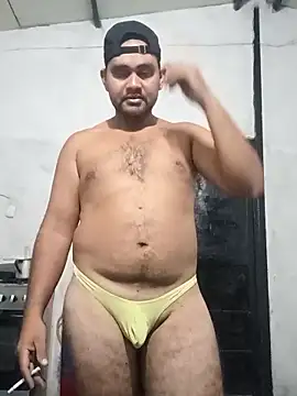 travieso2893 online show from February 2026 03:24:01 AM