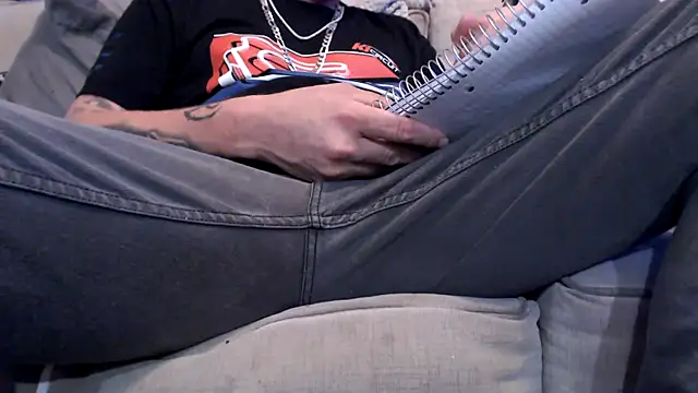 Snapshot of JohnnyKorrupt_ chatting on September 2025 02:39:02 PM JohnnyKorrupt  online show from September 2025 02:39:02 PM