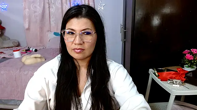 nahomi star model online show from October 2025 03:07:02 AM