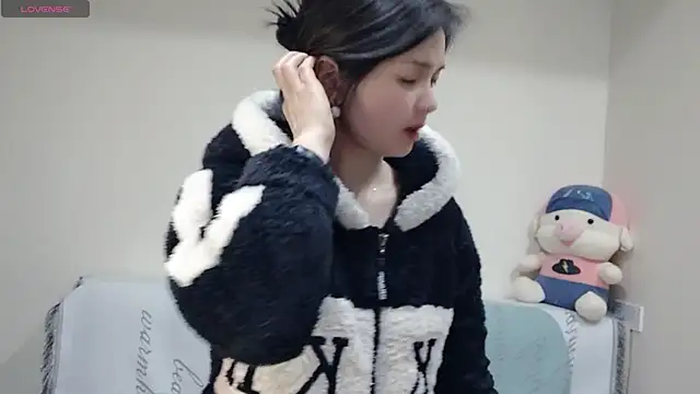 judy522 online show from March 2025 08:44:02 PM