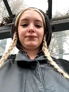 Milkyy wway online show from October 2025 06:12:02 AM