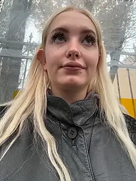 Milkyy wway online show from October 2025 06:12:02 AM