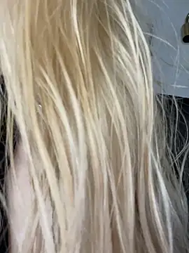 Lolitaxlola online show from March 2026 12:40:02 PM