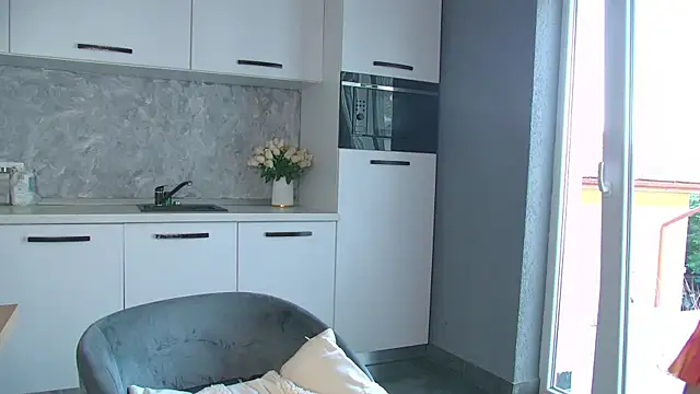 IrisMonn online show from June 2026 04:11:02 AM