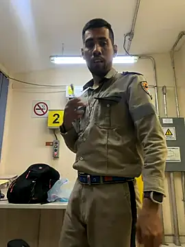 EnriquePersian197 online show from November 2025 03:16:02 AM