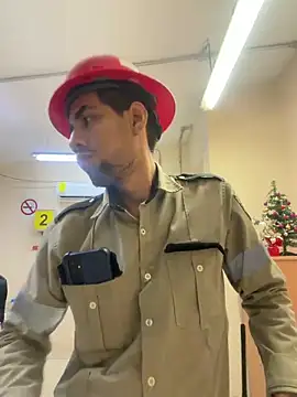 EnriquePersian197 online show from December 2025 12:44:02 PM