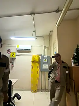 EnriquePersian197 online show from December 2025 12:23:01 AM