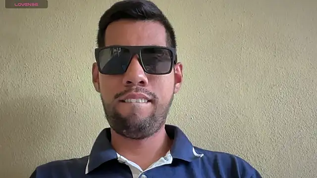 EnriquePersian197 online show from September 2025 06:42:01 PM