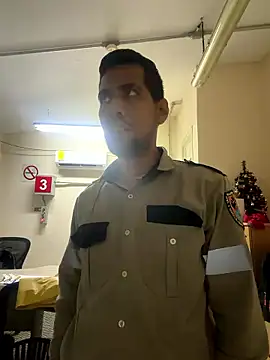 EnriquePersian197 online show from January 2026 12:21:01 PM