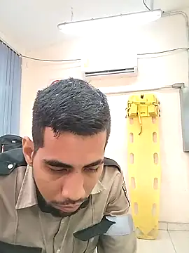 EnriquePersian197 online show from November 2025 02:54:02 PM