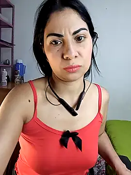 Snapshot of saralunabella chatting on January 2025 10:05:01 PM saralunabella online show from January 2025 10:05:01 PM