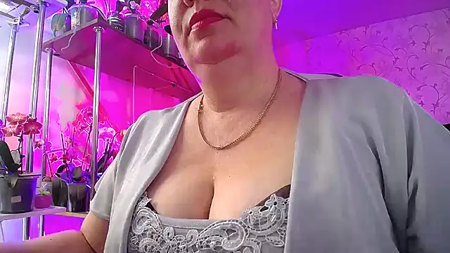 Snapshot of _Sweet_Woman chatting on March 2025 08:15:02 AM  Sweet Woman online show from March 2025 08:15:02 AM