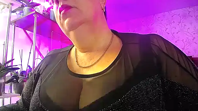 Snapshot of _Sweet_Woman chatting on October 2025 05:43:02 AM  Sweet Woman online show from October 2025 05:43:02 AM