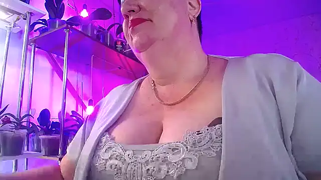 Snapshot of _Sweet_Woman chatting on June 2026 07:57:01 AM Sweet Woman online show from June 2026 07:57:01 AM