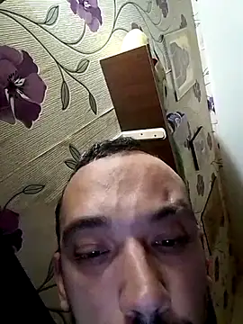 AndreiDts92 online show from November 2025 10:04:02 PM