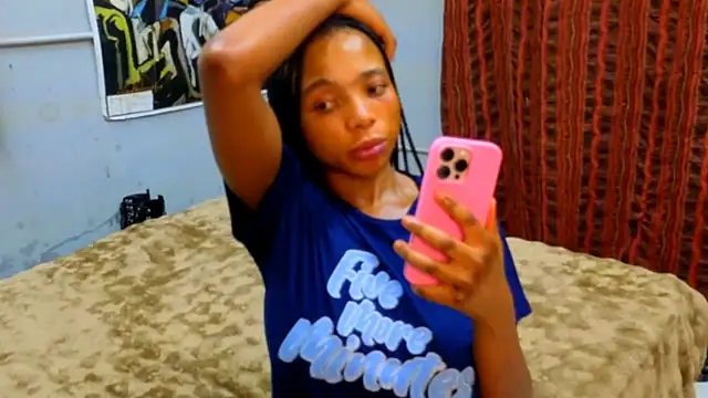 CaramelDelux27 online show from October 2025 07:26:02 PM