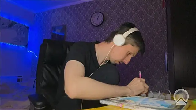 Aki-Laky online show from January 2026 08:07:01 PM