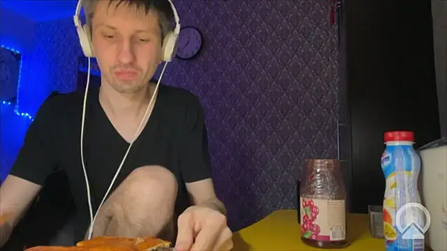 Aki-Laky online show from January 2026 07:39:02 PM