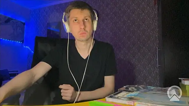 Aki-Laky online show from January 2026 06:11:02 PM