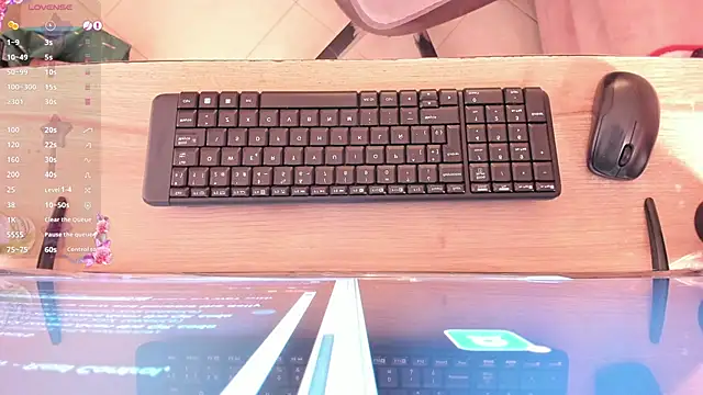 marien thomson  online show from March 2026 01:00:01 AM