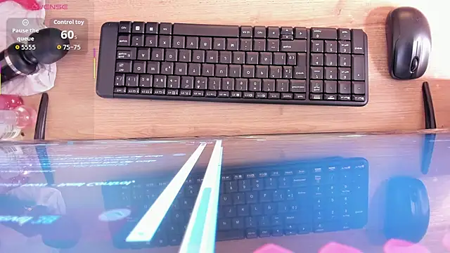 marien thomson  online show from February 2026 01:12:02 AM