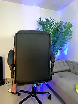 OwenMaximus814 online show from October 2025 11:27:02 PM