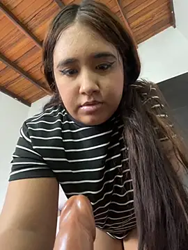 melyescobar online show from September 2025 09:50:02 PM