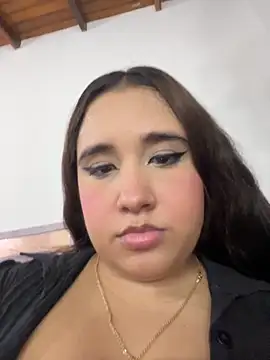 melyescobar online show from November 2025 03:32:02 AM