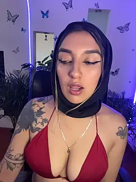 Lia-mitch online show from July 2026 06:58:02 PM