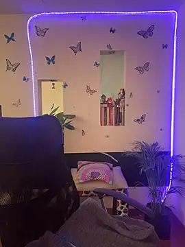 Lia-mitch online show from July 2026 06:52:02 PM