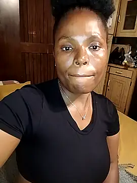 Smoochy  online show from December 2025 07:59:01 PM