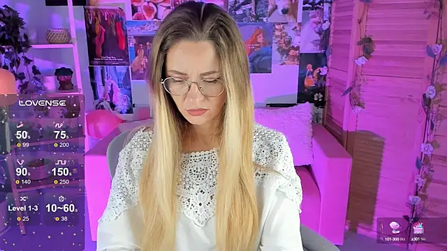 LadyIzabel online show from January 2025 08:18:02 AM