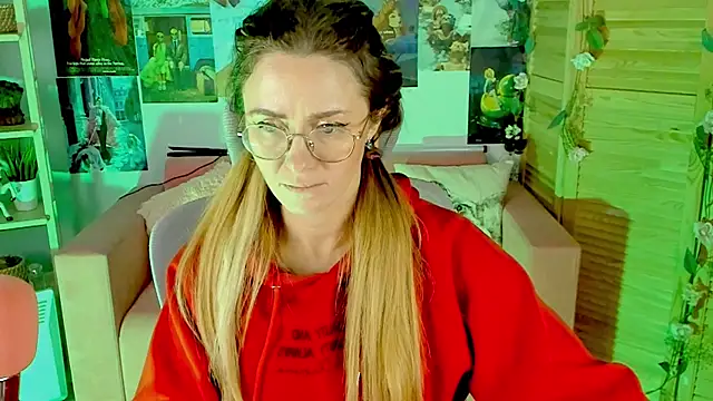 LadyIzabel online show from January 2025 11:55:01 AM
