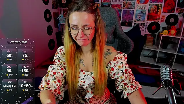 LadyIzabel online show from December 2024 08:51:02 AM