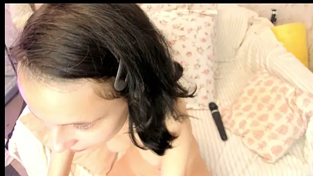 Luafy Toddy online show from November 2025 03:10:01 AM