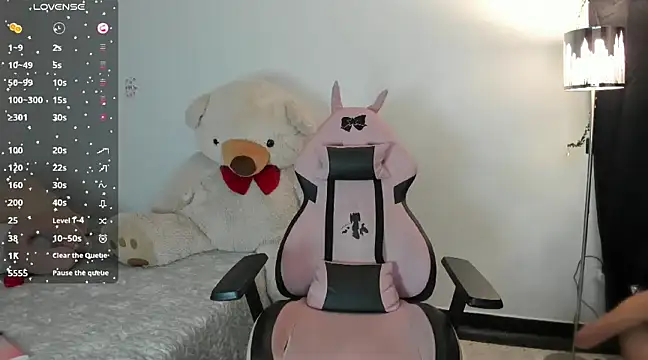 Lunadahia online show from January 2025 11:26:01 AM