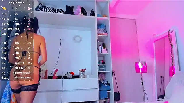 Lunadahia online show from October 2025 03:59:02 AM