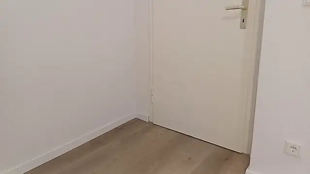 Bigass skir online show from March 2025 02:55:02 PM