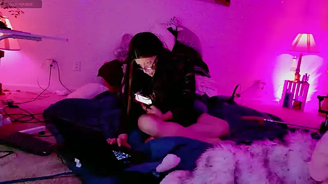 Snapshot of NinasNylonz chatting on June 2026 02:28:01 PM NinasNylonz online show from June 2026 02:28:01 PM